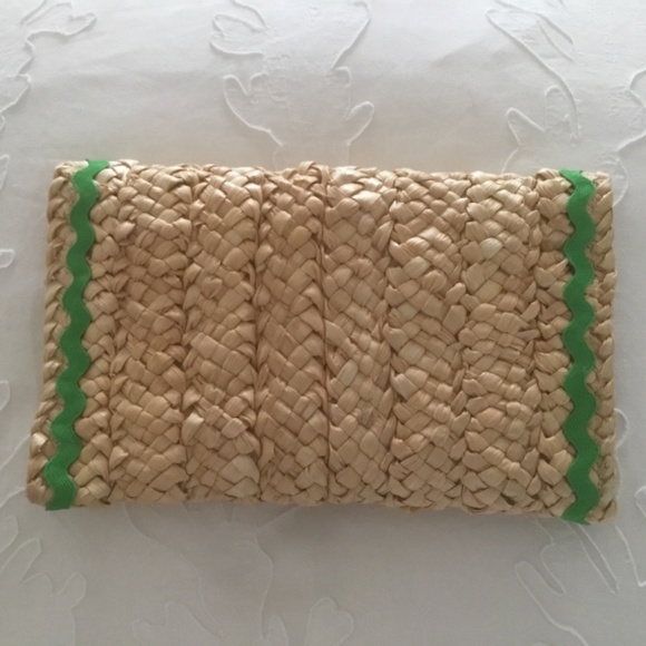 THE CUTEST TROPICAL STRAW CLUTCH EVER!!!  NWT - Picture 2 of 5